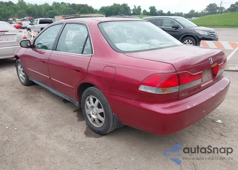 2002 Honda Accord 2.3 Se from USA, damaged, VIN 1HGCG56712A043965